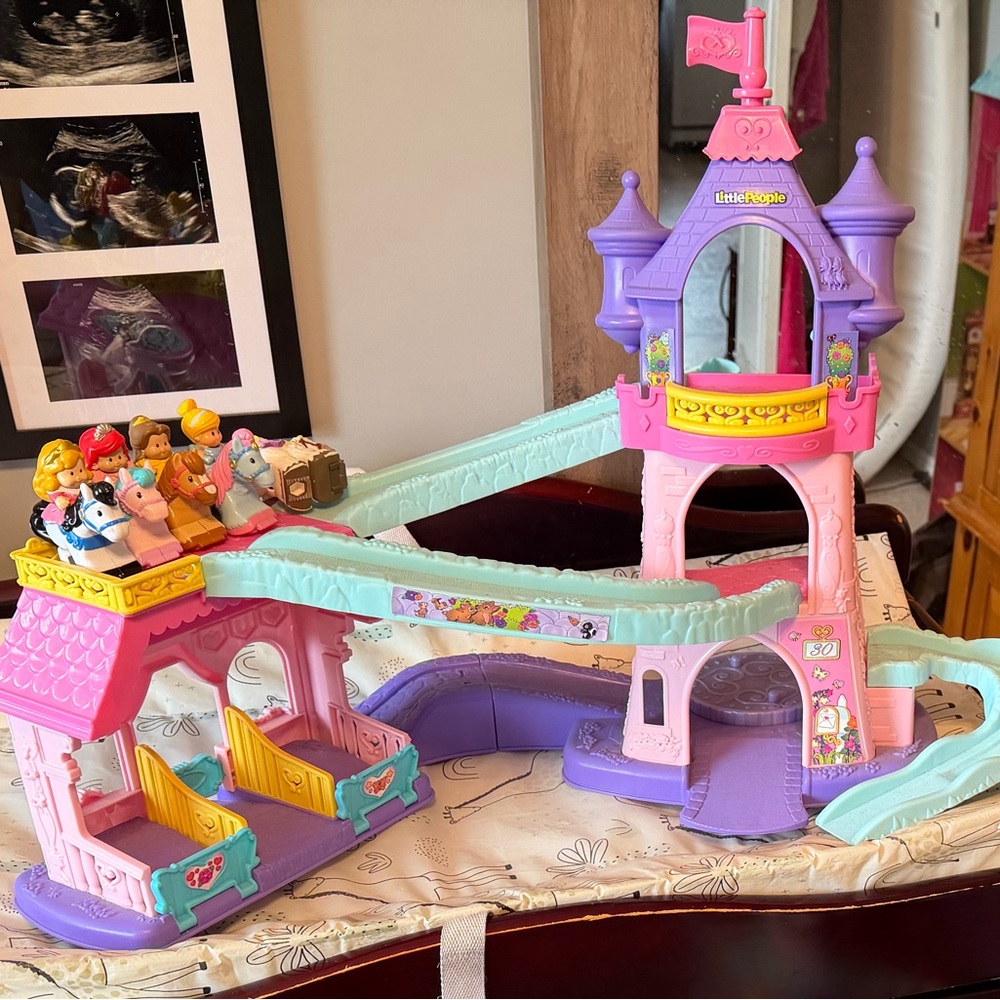 Purple & Pink Castle Playset - Kids Toys